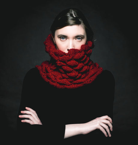 Aine Spiky Knit Snood - Red