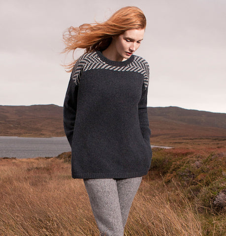 Fisherman Out of Ireland Herringbone Pattern Aran Sweater