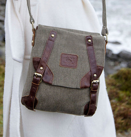 Tweed and Leather Buckle Satchel